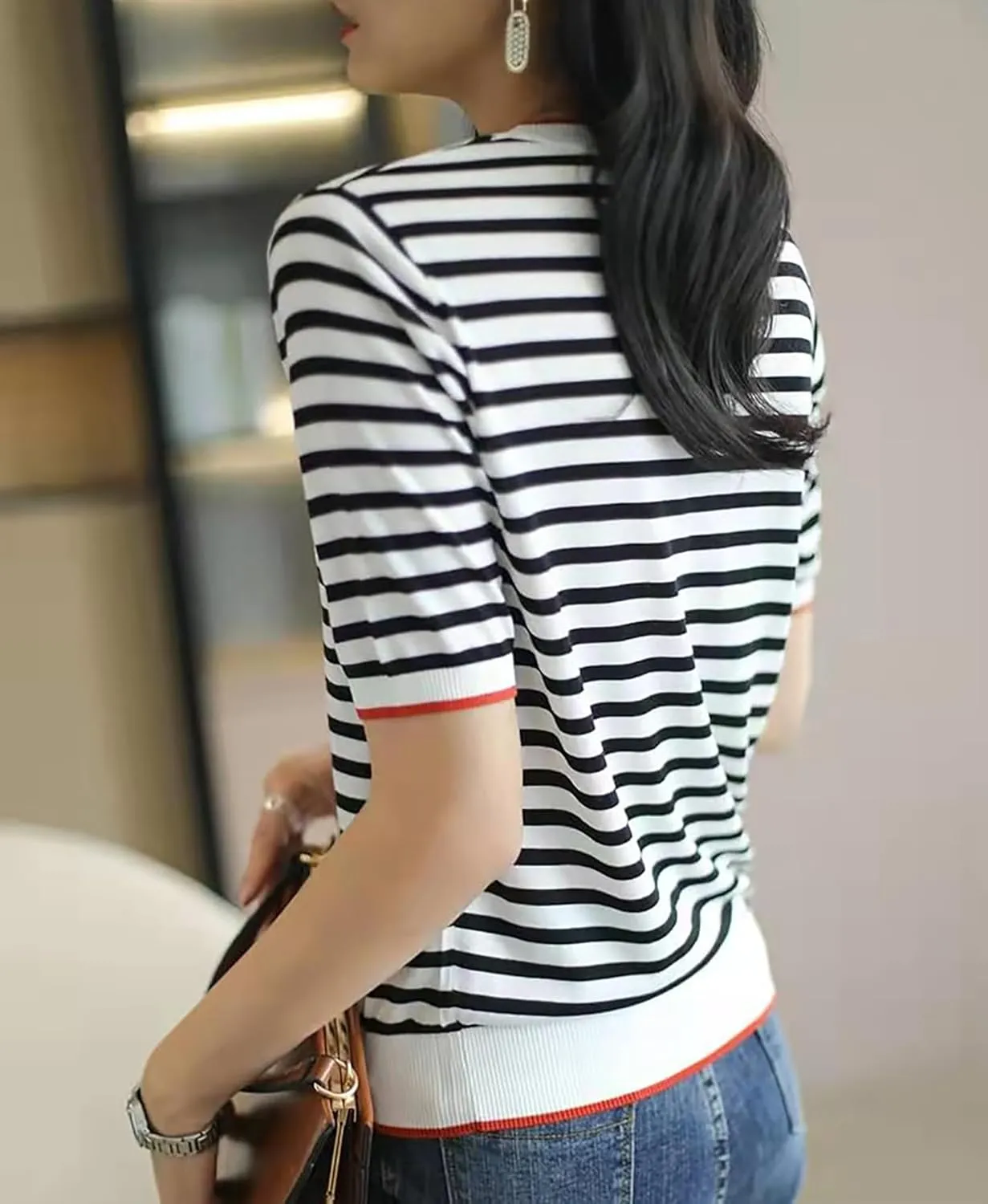 Women's Lightweight Sweater Short Sleeve Round Neck Striped Knit Casual Pullover Tops